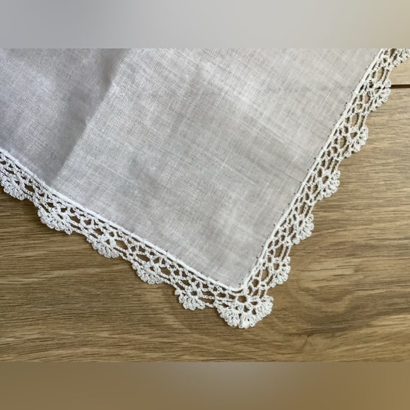New cotton handmade crochet lace handkerchief hankie - Picture 7 of 8